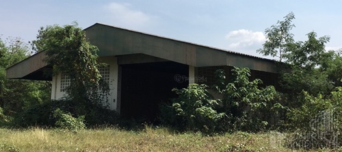 คุ้มค่ามาก โกดังให้เช่า พร้อมกับบ้านพักคนงาน แข็งแรง ติดถนนใหญ่ ถนนกว้าง – โกดังให้เช่าท่ามะกา - KK2292R