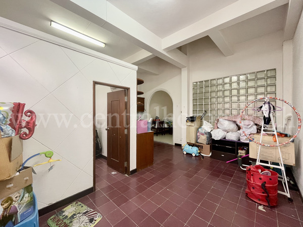 ทาวน์เฮ้าส์ บ้านแก้ว วิลล่า 2 ลาดพร้าว - วังหิน 68