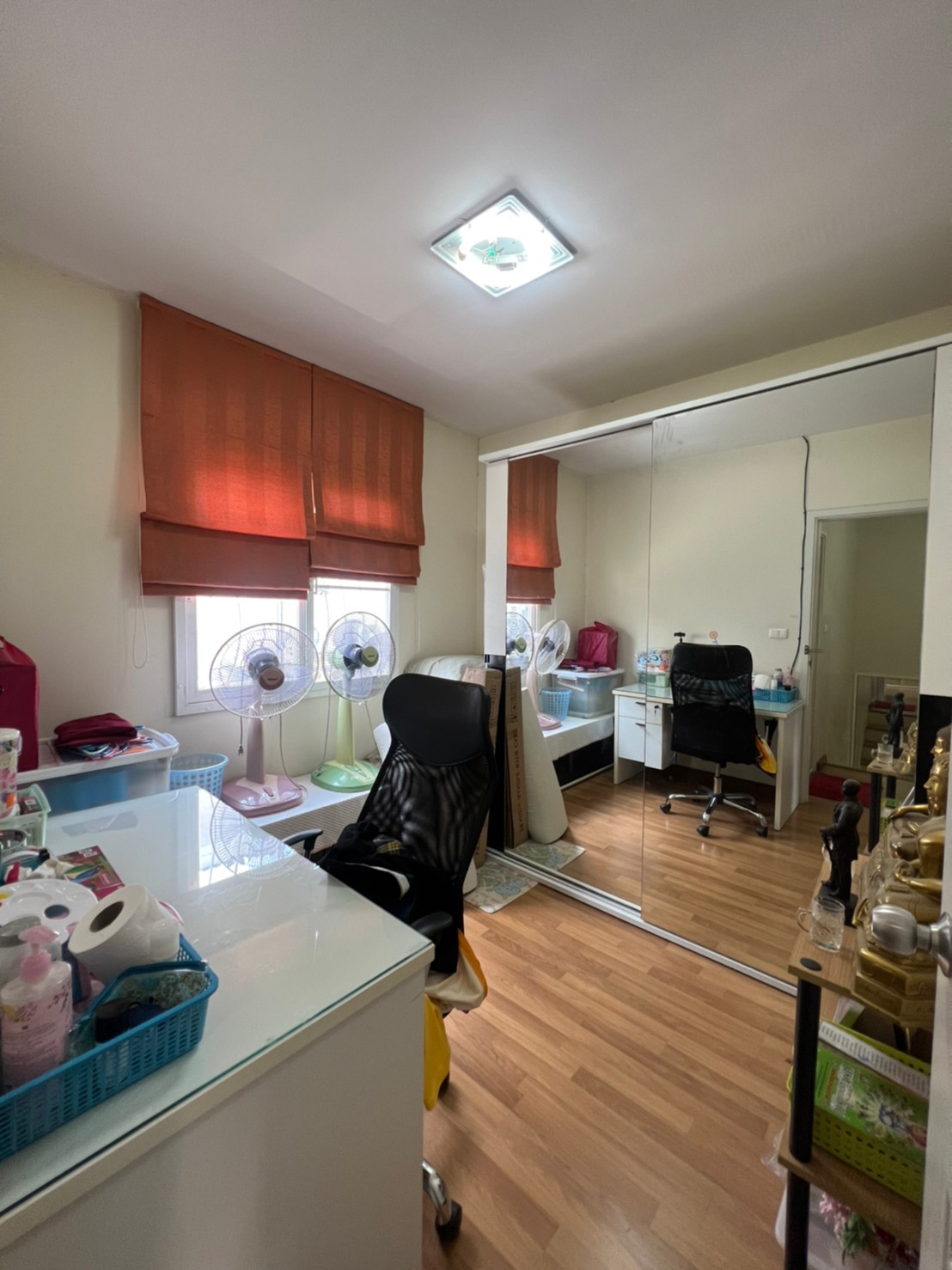 ขายบ้านสวยRenovate ใหม่บางส่วน  ทำเลดี