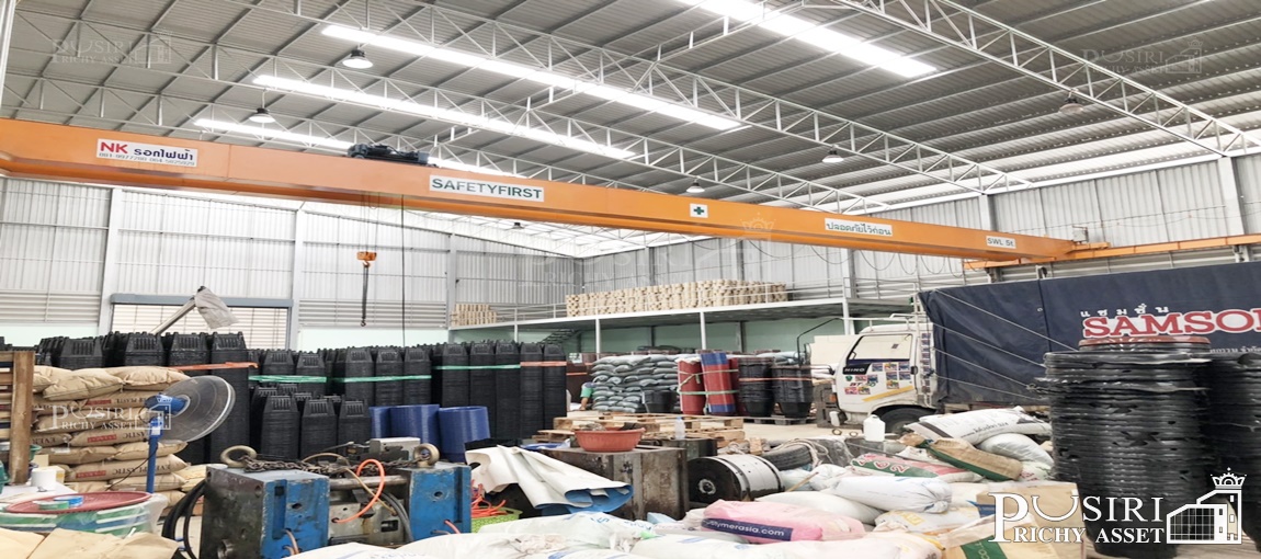 โรงงานพลาสติกเกือบ 5 ไร่ ใหม่ ตัวโรงงานใหญ่ 6,300 ตร.ม. รับโหลด 5 ตัน ติดถนน 2 ด้าน พร้อมใบ รง.4  หม้อแปลง 500 KVA บ้านพักคนงาน ใกล้ ถ.เศรษฐกิจ-พระราม 2
