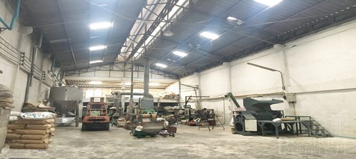 ลดราคาพิเศษ โรงงาน ผลิตเม็ดพลาสติก 141วา ทำได้ถูกกฎหมาย พร้อม ใบอนุญาต รง.4 วางของหนักได้มาก พื้นรับโหลด 3 ตัน/ตรม. ใกล้ ถ.เอกชัย และ เศรษฐกิจ - KK3125S