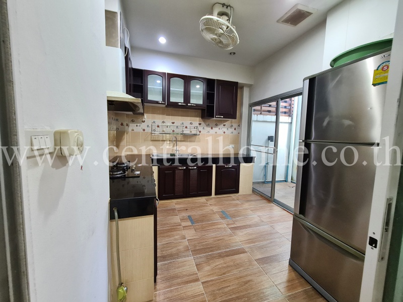 ทาวน์โฮม บ้านกลางกรุง เดอะ รอยัล เวียนนา รัชวิภา ติดถนนรัชดาภิเษก