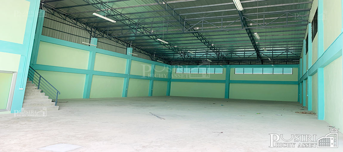 ให้เช่าโกดังใหม่ 480 ตร.ม. มี 6 หลัง พร้อมออฟฟิต 2 ชั้น เดินทางสะดวก 