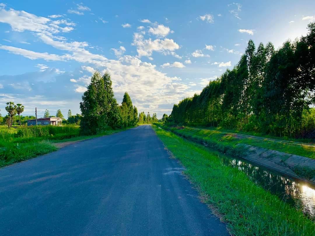 ขายที่ดิน ต.เขาขลุง อ.บ้านโป่ง จ.ราชบุรี พร้อมบ้าน 3 หลัง 18 ล้านบาท มีไร่ผลไม้เก็บผลได้เลย