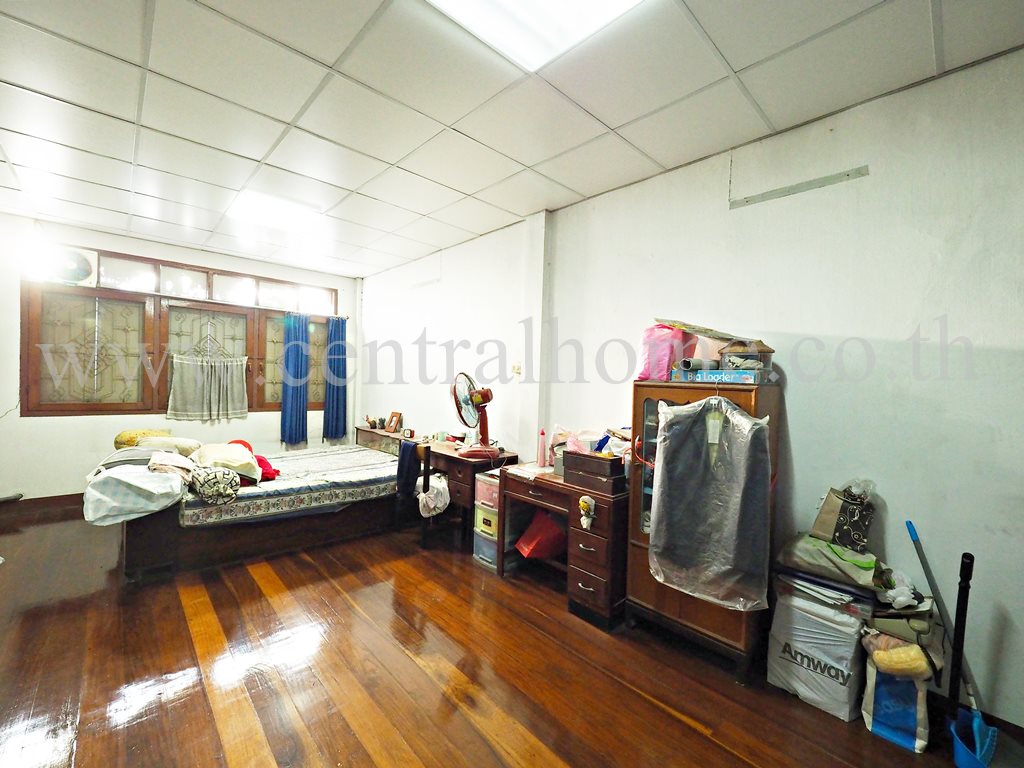 อาคารพาณิชย์ 12 ตารางวา ซอย นาคบำรุง เขต ป้อมปราบศัตรูพ่าย