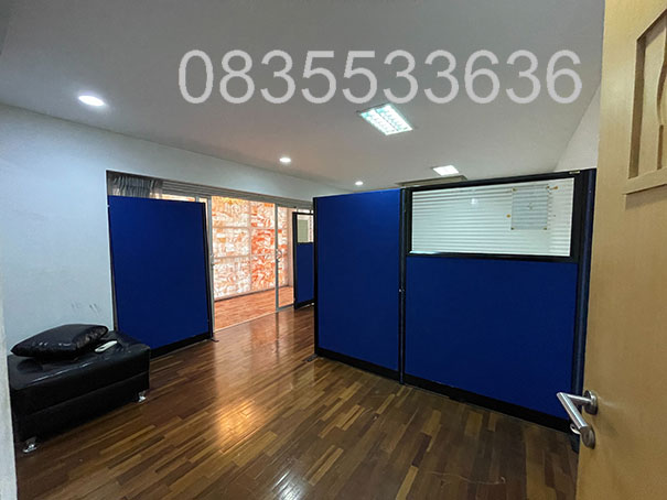 ขายหรือให้เช่าตึกแถว อาคารพาณิชย์4ชั้น หลังมุม ติดถนนใหญ่พระราม9 จอดรถได้เยอะ เดินทางสะดวกมาก โทร. 0835533636