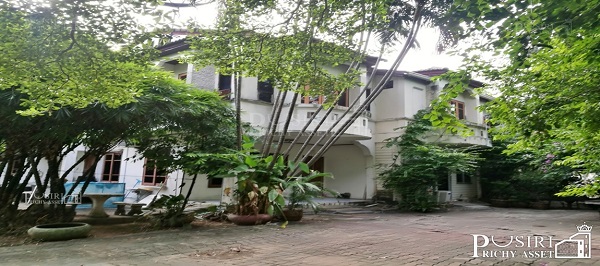 ที่ดินเกือบ 8 ไร่ พร้อมโกดังขนาด 320 ตร.ม.  บ้านพัก 2 ชั้น ใกล้พุทธมณฑลสาย 5 เพียง 1.4 กม. ในราคาที่เปล่า