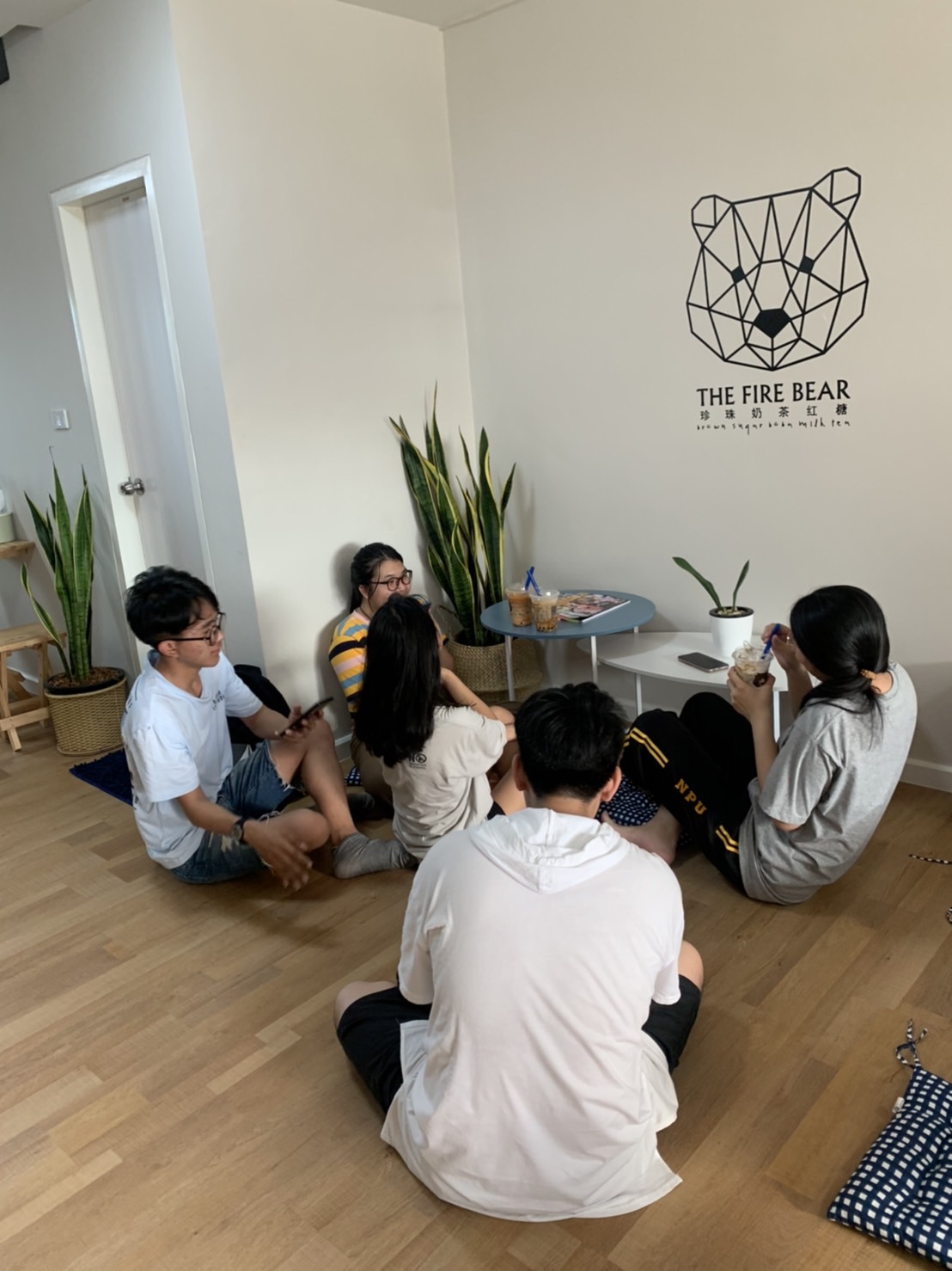 เซ้งร้านชานม หมีพ่นไฟ หทัยราษฎร์ ทำเลดี เดลิเวอรี่ล้น