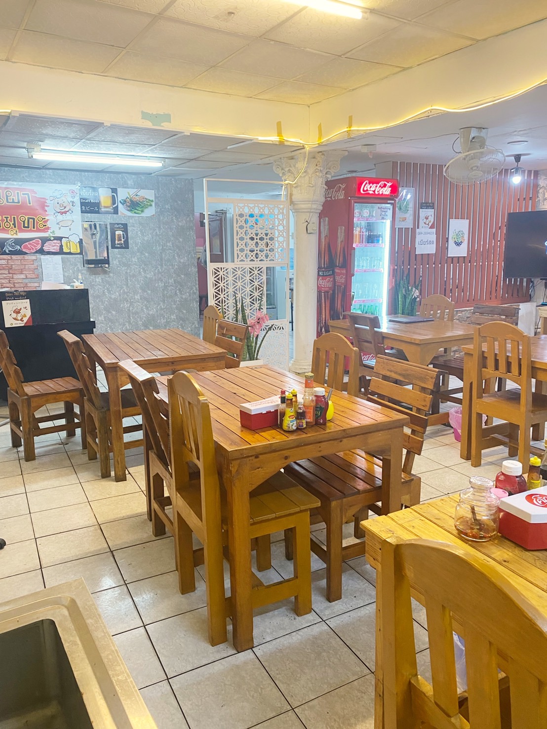 เซ้งร้าน พร้อมพนักงานที่มีประสบการณ์ และเดินตลาดหาวัตถุดิบ ติดถนนสุขุมวิท 71