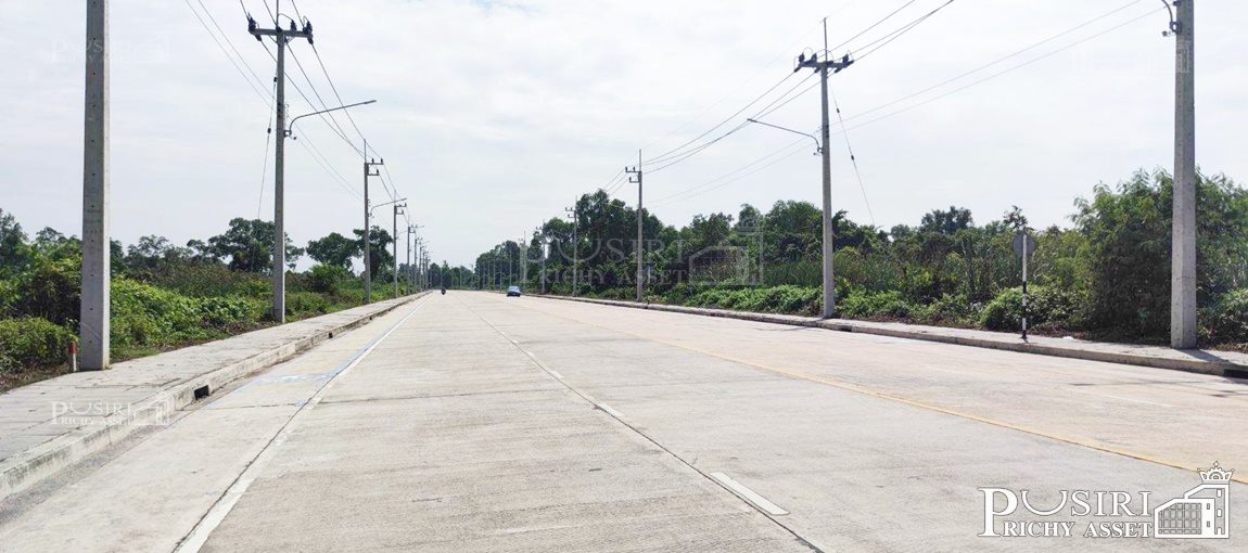 เปิดขายที่ติดถนนตัดใหม่(4เลน) เอกชัย – เดิมบาง เริ่ม 4 ไร่ขึ้นไปใกล้เอกชัยเพียง 200 เมตร แวดล้อมด้วยความเจริญ ในราคาถือ ทำกำไรได้