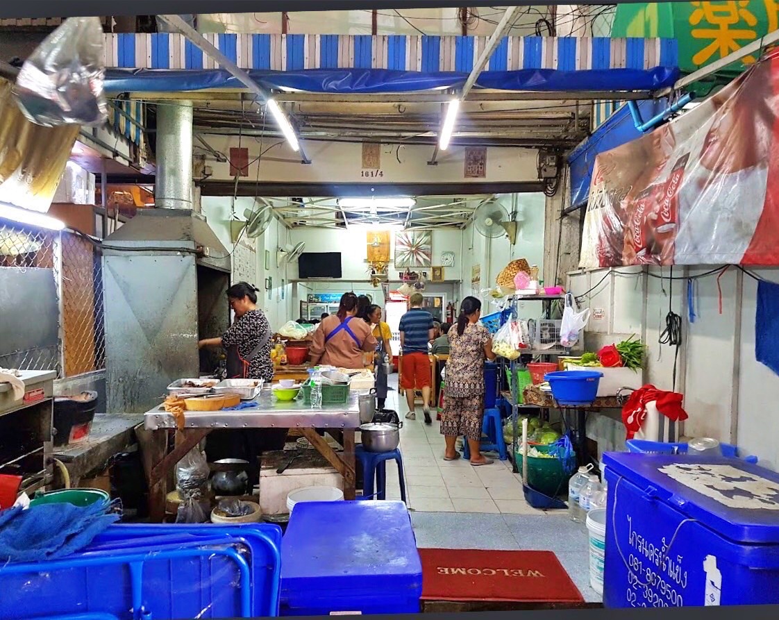 เซ้ง! ร้านอาหาร-เครื่องดื่ม  #แซ่บสุดใจ #ทองหล่อซอย9 @อยู่ต้นซอย