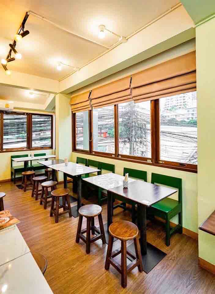 เซ้ง ! ร้านอาหาร #ในซอยสีลม3 เพียง 900,000 บาท เท่านั้น