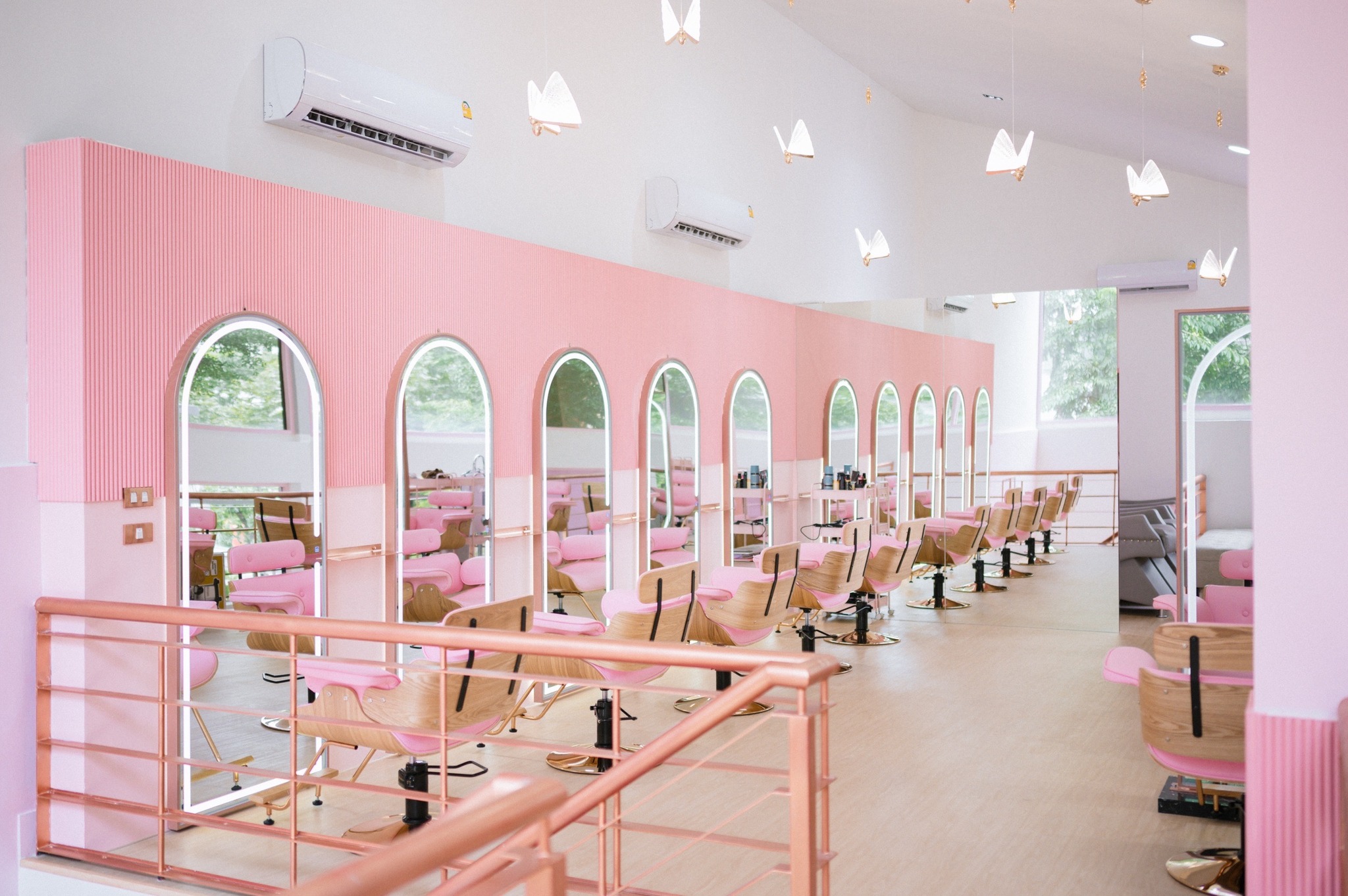เซ้งร้าน! ทำเล็บ-ทำผม  #ร้านสวยมาก #พร้อมช่างประจำ @วังทองหลาง กทม