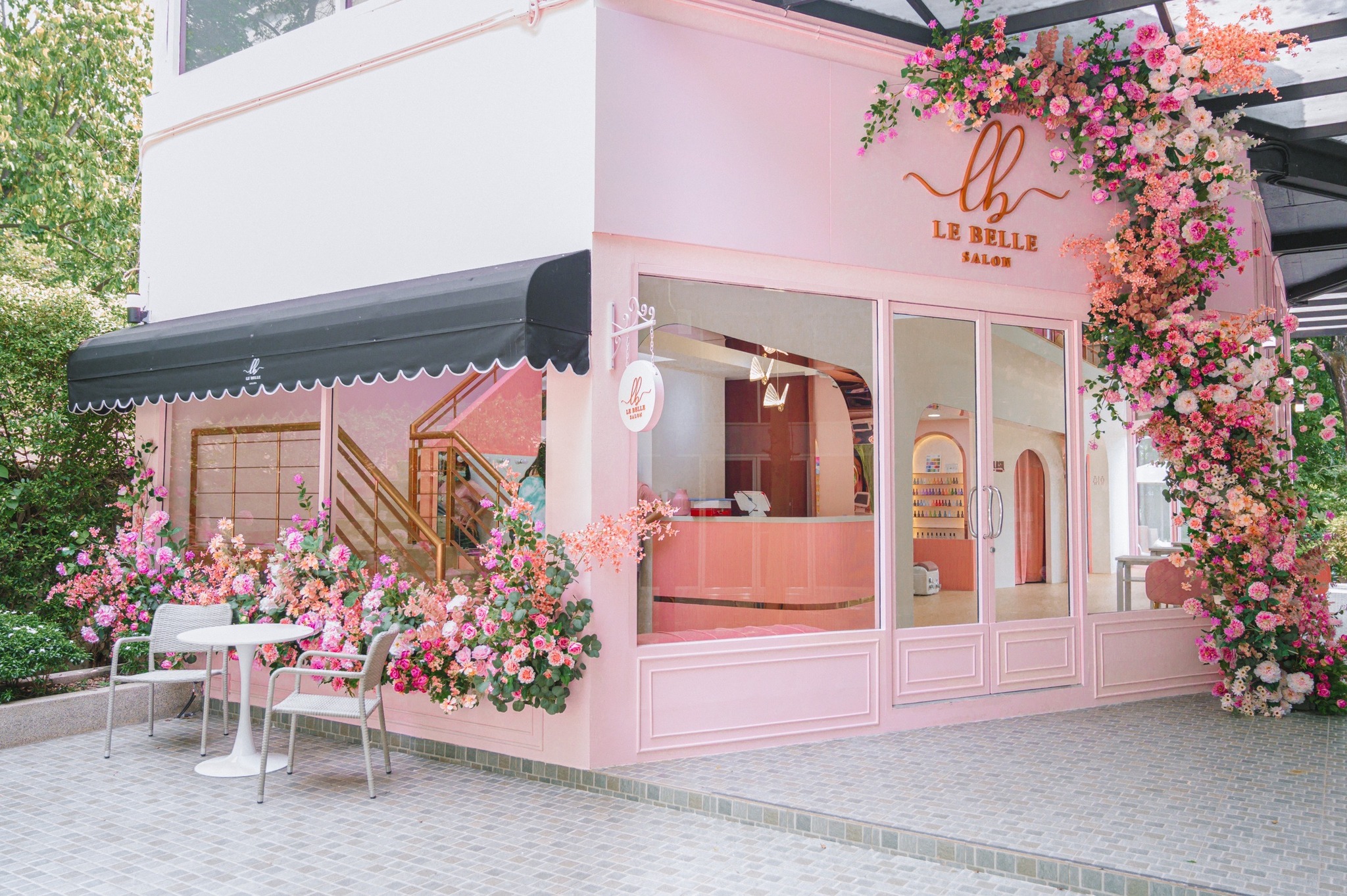 เซ้งร้าน! ทำเล็บ-ทำผม  #ร้านสวยมาก #พร้อมช่างประจำ @วังทองหลาง กทม