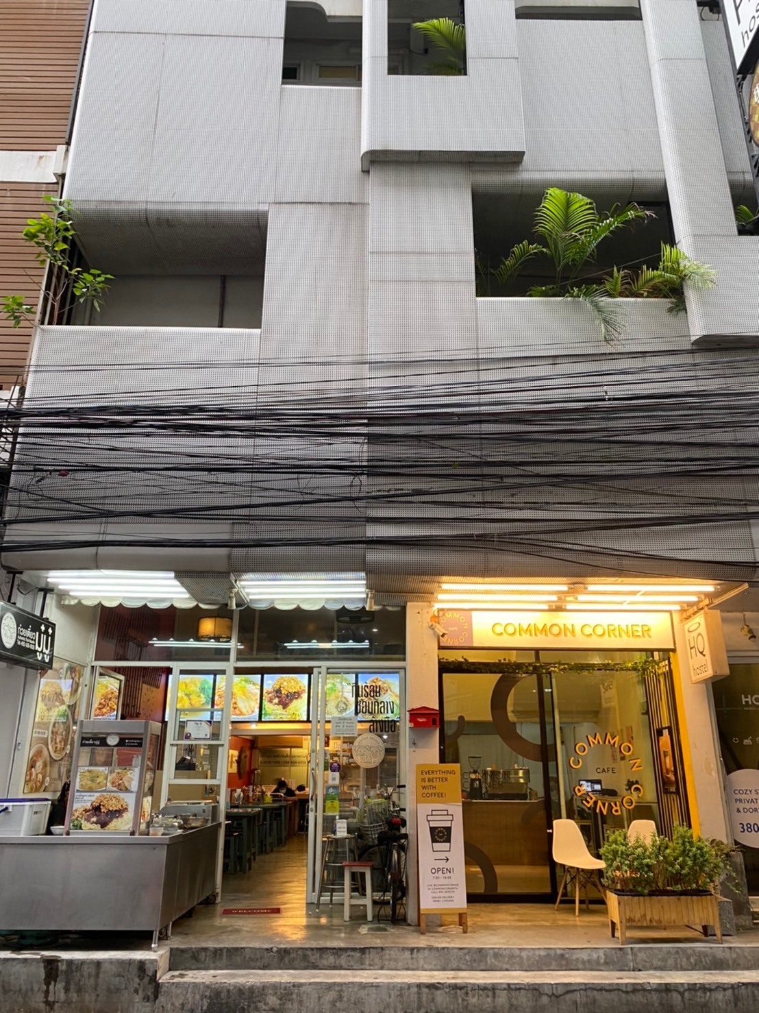 เซ้งด่วน! ร้านกาแฟ  #สีลมซอย3 #หน้าทางเข้าตลาดละลายทรัพย์ 