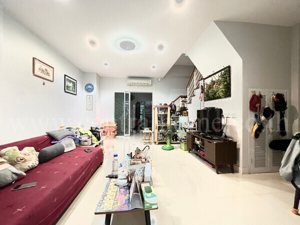  ทาวน์โฮม ซอย รามอินทรา 64 - ซอย สวนสยาม 24