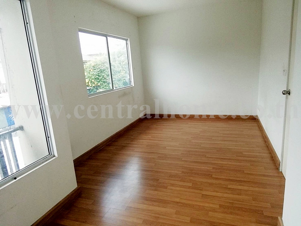 ทาวน์โฮม หมู่บ้าน พฤกษา 38/3 ไทรน้อย นนทบุรี