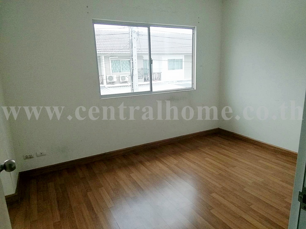 ทาวน์โฮม หมู่บ้าน พฤกษา 38/3 ไทรน้อย นนทบุรี