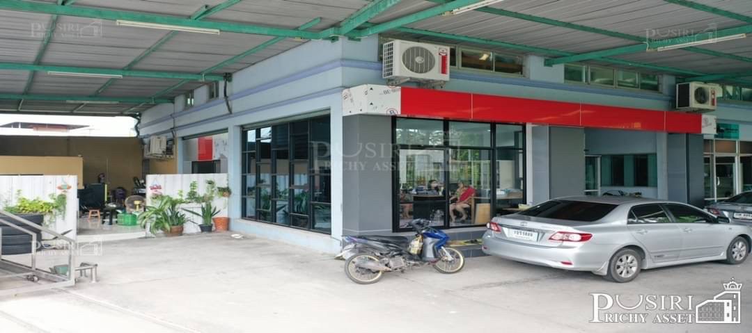 โกดังติดถนนใหญ่ในราคาถนนซอย พร้อมสำนักงาน บ้านพักคนงาน 1 ไร่เศษ 