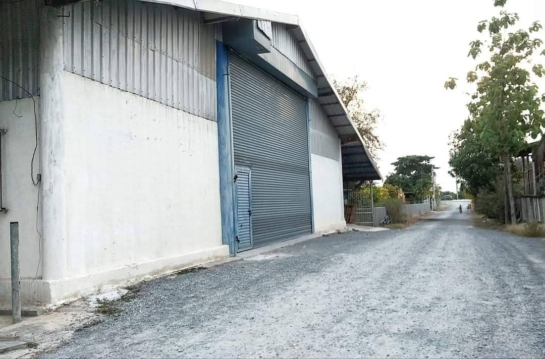 ให้เช่าโกดัง-โรงงาน พร้อมออฟฟิศ 640 ตรม. ถนนบ้านแพ้ว นครปฐม ติด ถนนใหญ่ 4 เลน มีกล้องวงจรปิด