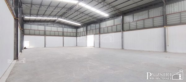 ขายโรงงานโมเดิร์น ขนาดกระทัดรัด 227 ตารางวา ราคาพิเศษ เพียง 9.9 ล้าน พร้อมออฟฟิต 2ชั้น พื้นที่ 554 ตร.ม. มี 2หลัง ใกล้ ถ.เศรษฐกิจ 1 - KK4938S