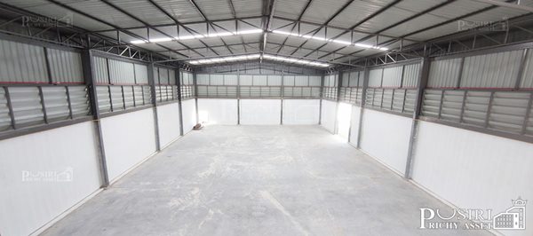 ขายโรงงานโมเดิร์น ขนาดกระทัดรัด 227 ตารางวา ราคาพิเศษ เพียง 9.9 ล้าน พร้อมออฟฟิต 2ชั้น พื้นที่ 554 ตร.ม. มี 2หลัง ใกล้ ถ.เศรษฐกิจ 1 - KK4938S