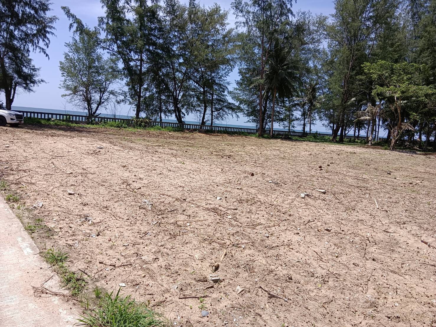 ขายด่วน ที่ดิน ติดทะเล เดินลงหาดได้เลย ตำบลธงชัย ประจวบคีรีขันธ์ 