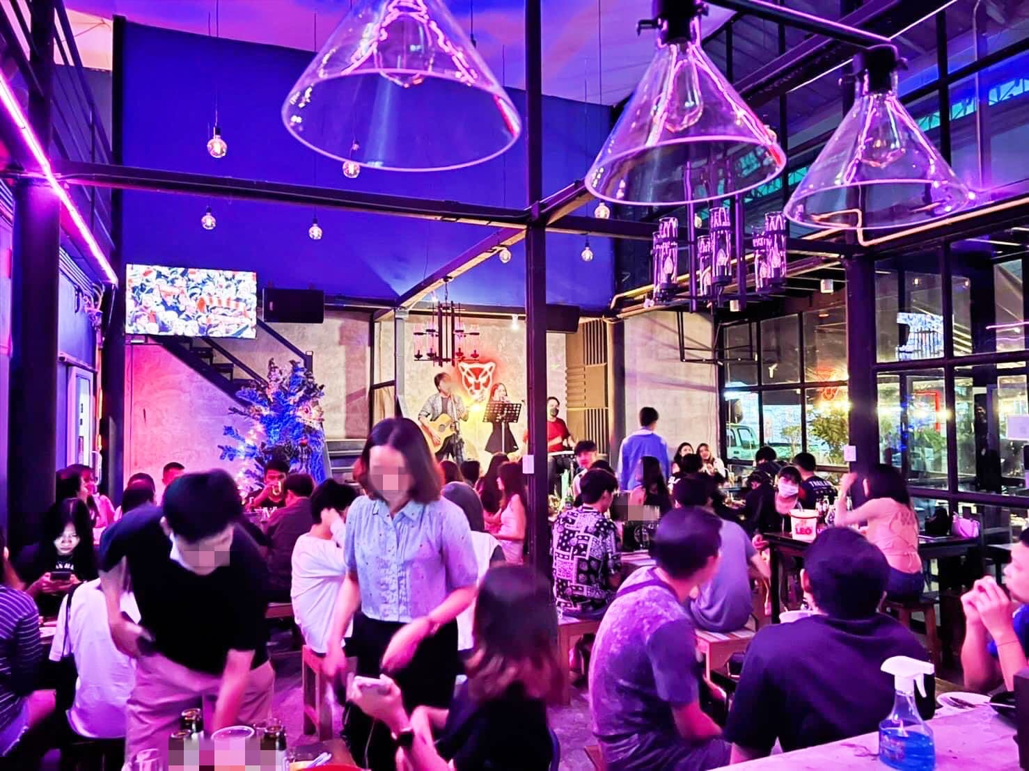 เซ้ง ! ร้าน อาหาร-บาร์ #รัชดา36 #ทำเลทอง @ใกล้มหาวิทยาลัยจันทรเกษม