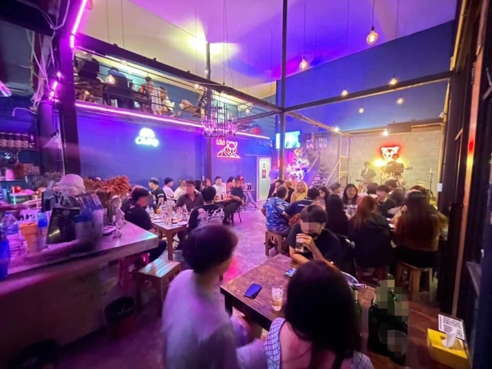 เซ้ง ! ร้าน อาหาร-บาร์ #รัชดา36 #ทำเลทอง @ใกล้มหาวิทยาลัยจันทรเกษม