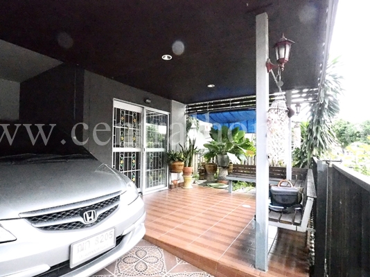ทาวน์เฮ้าส์ หมู่บ้าน พฤกษา 60 บางพูน ปทุมธานี หลังมุม