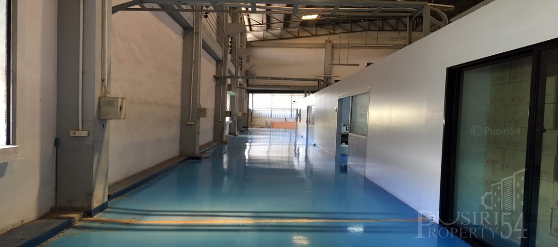 ให้เช่าโรงงาน พื้นอีพ็อกซี่ 2,400 ตร.ม. ผังสีม่วง มีสำนักงาน ใกล้ กับ ถนน 4 เลนส์ ถ.บางปลา / เศรษฐกิจ -KK2327R