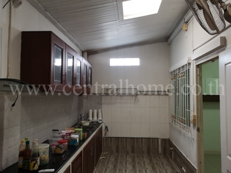 ทาวน์โฮม 2 ชั้น  หมู่บ้าน ทรัพย์รุ่งเรือง ซิตี้ บางปู