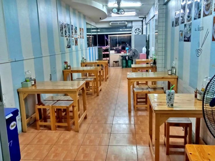 เซ้ง!ร้านอาหาร-ก๋วยจั๊บญวน #ติดถนนใหญ่ @ถนนงามวงศ์วาน ( เขตจตุจักร )