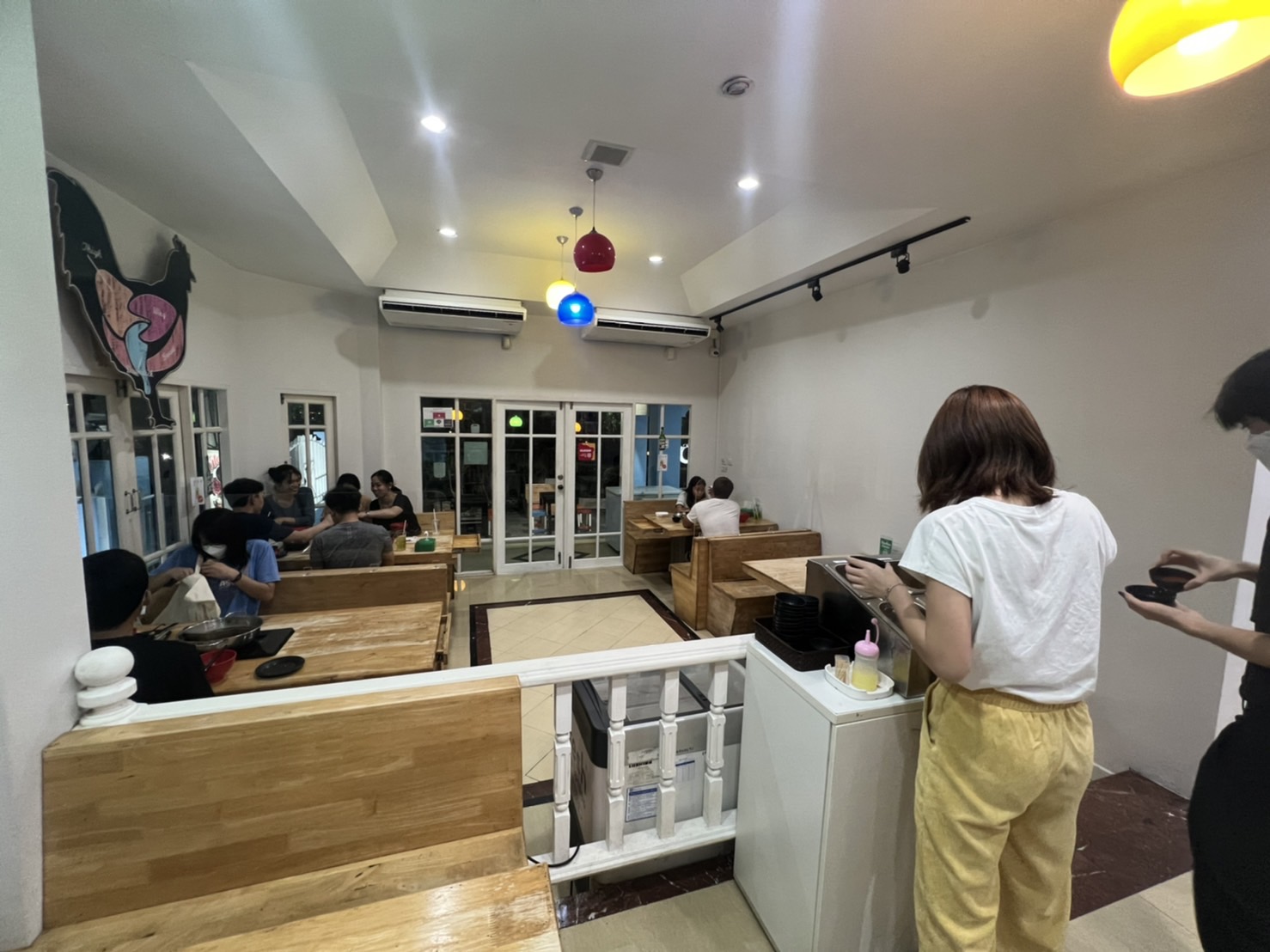 เซ้ง ร้านชาบู ร้านเป็นบ้าน 2 ชั้น หลังใหญ่ พิกัดตลาดนัดรถไฟศรีนครินทร์