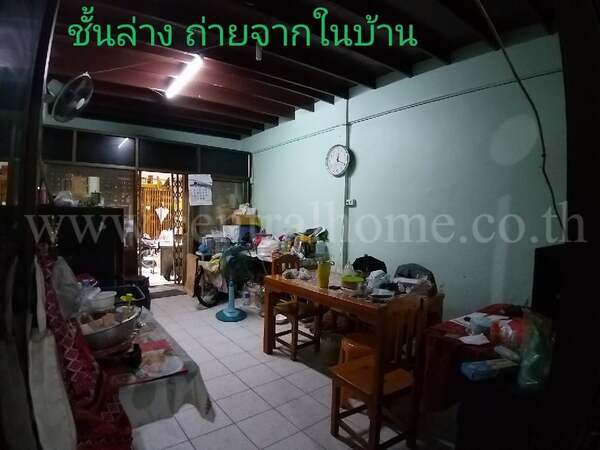 ตึกแถว 3 ชั้น ซอย วัดใหญ่ศรีสุพรรณ 2 ใกล้วงเวียนใหญ่