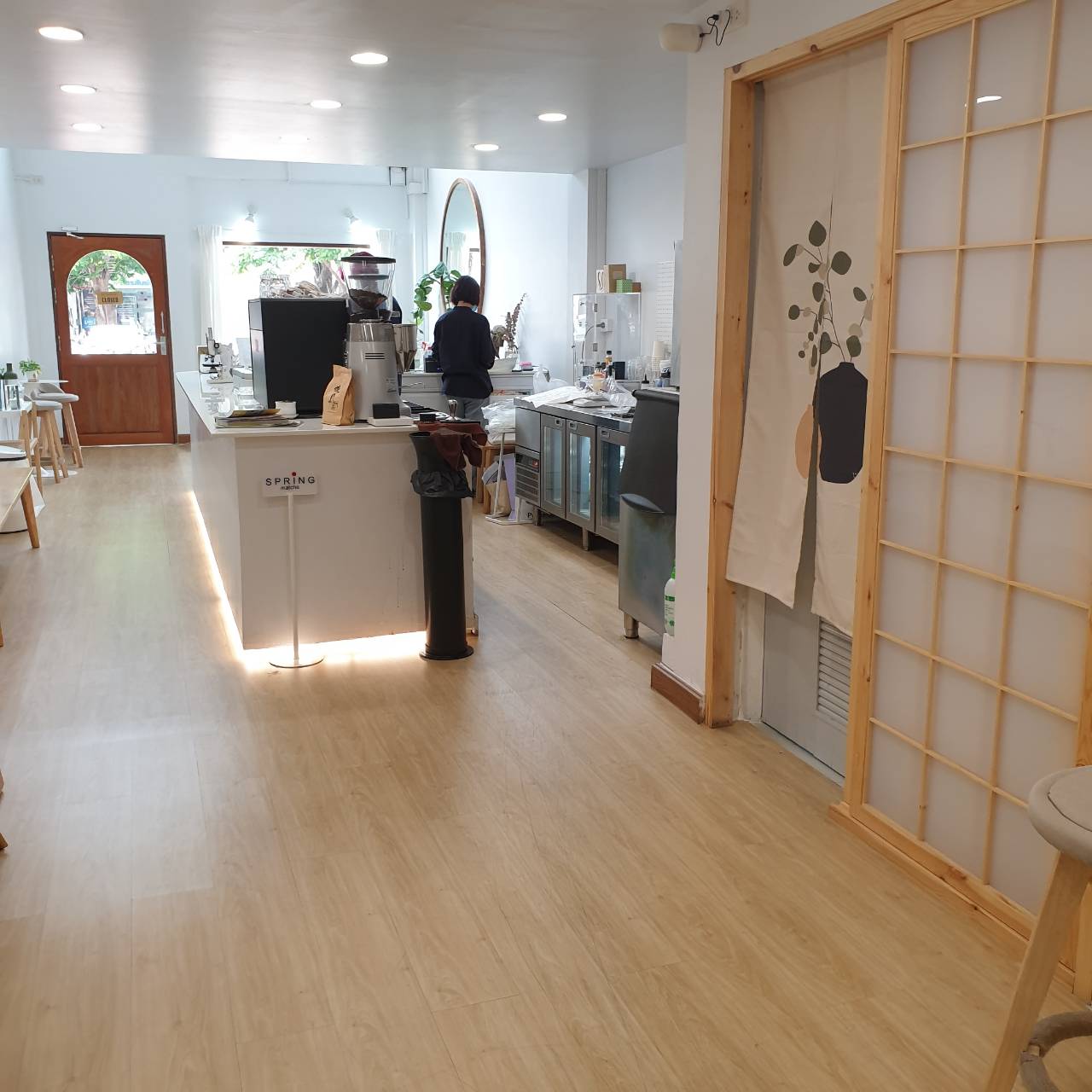 เซ้งร้านกาแฟเอกมัย