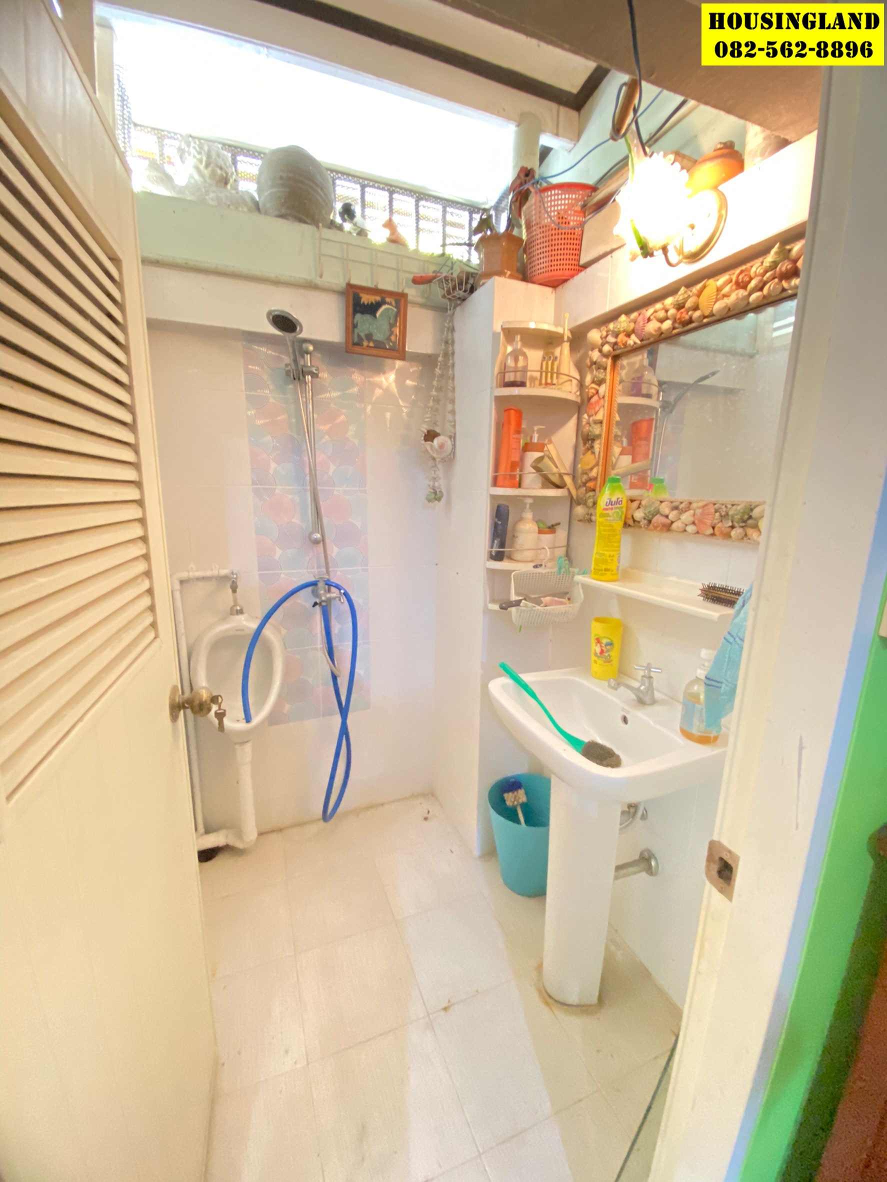 ขายด่วนบ้านทาวน์เฮาส์2ชั้น ในซอยประชาชื่น1 แขวงบางซื่อ เขตบางซื่อ  จังหวัดกรุงเทพมหานคร  