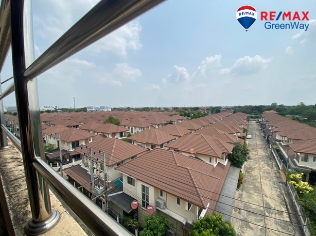 ขายอาคารพาณิชย์ 4 ชั้น พร้อมดาดฟ้าเก็บของ 6 คูหา รังสิต-นครนายก ซอย 46 รังสิต ลำลูกกา คลอง 2