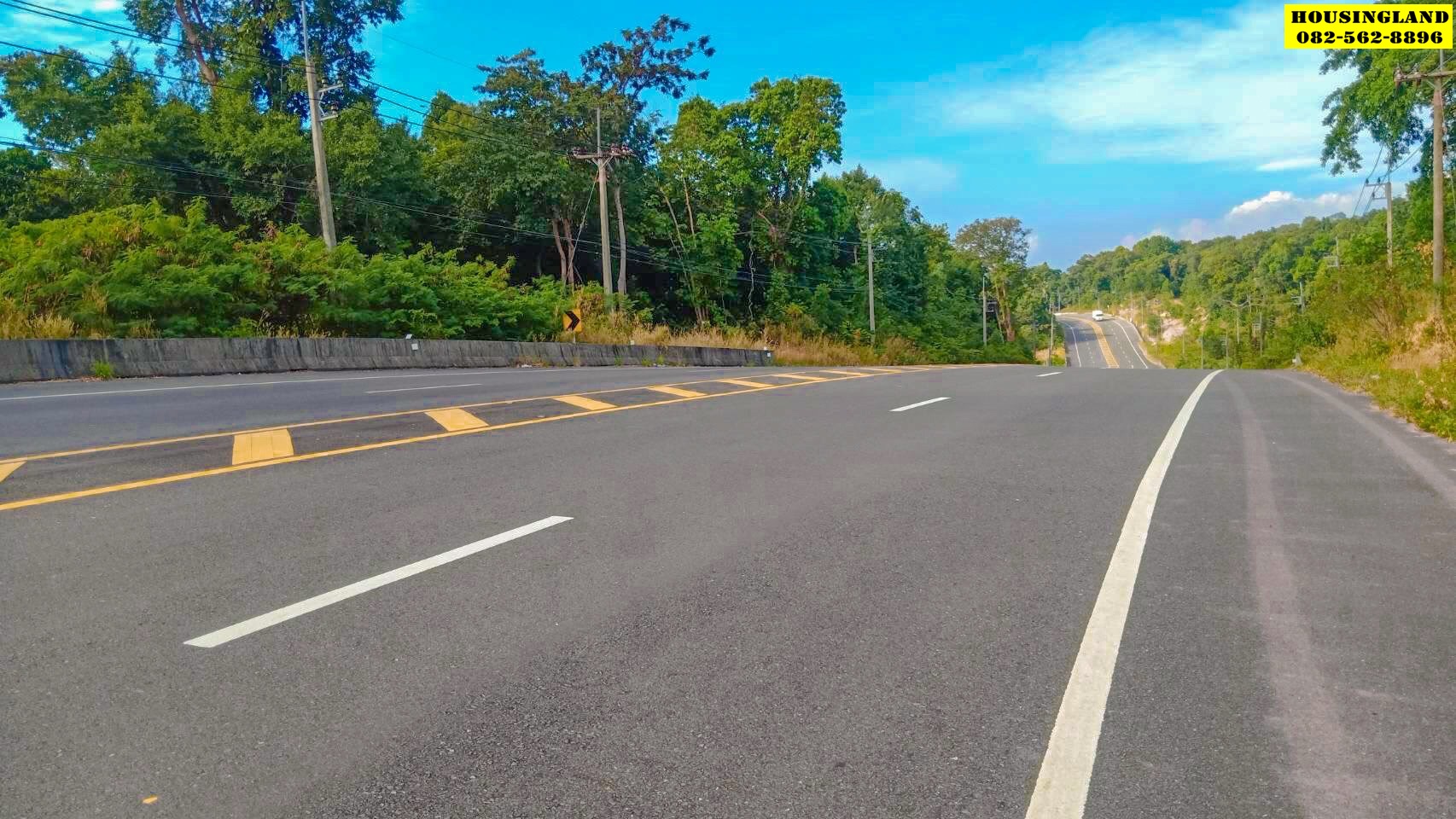 ขายที่ดินสวย ติดทะเล  4 ไร่ 2 งาน 2 ตารางวา - ตำบลหาดเล็ก อำเภอคลองใหญ่ จังหวัดตราด 