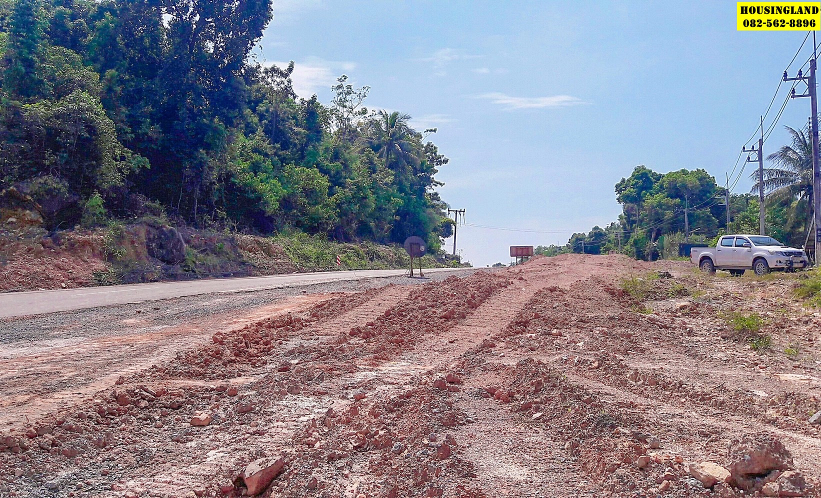 ขายที่ดินสวย ติดทะเล  4 ไร่ 2 งาน 2 ตารางวา - ตำบลหาดเล็ก อำเภอคลองใหญ่ จังหวัดตราด 