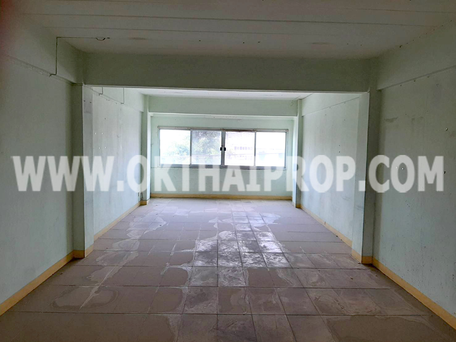 อาคารพาณิชย์ 3.5 ชั้น ซ.วัดลาดปลาดุก บางบัวทอง นนทบุรี