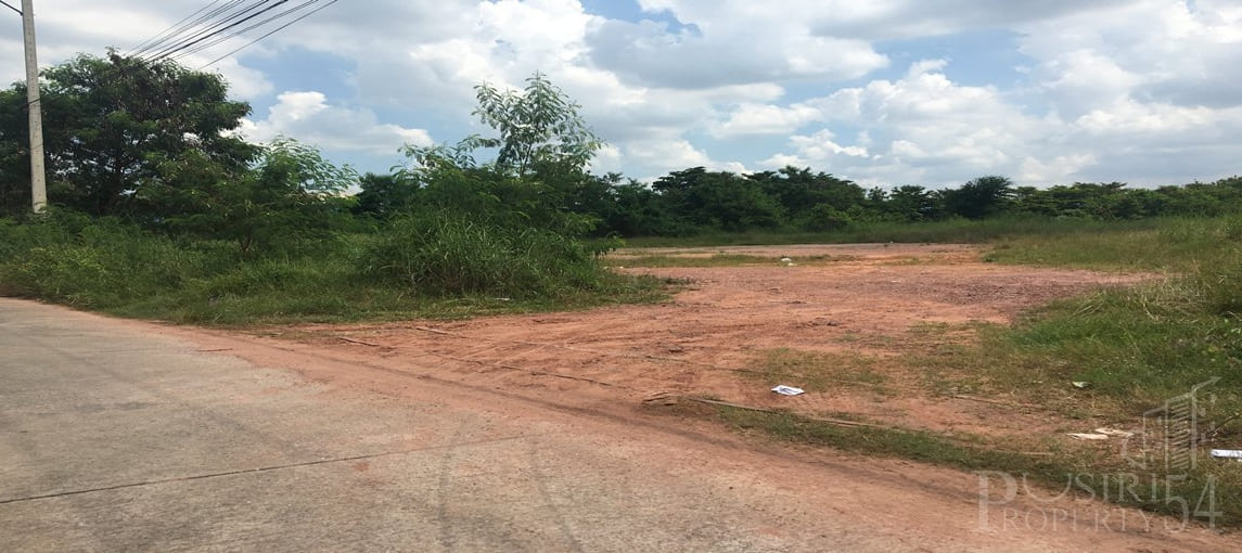 ที่สวย 9 ไร่ ถมพร้อมใช้งานมานานกว่า 4 ปี เข้าออกสะดวกอยู่ใกล้เอกชัย  KK2434S