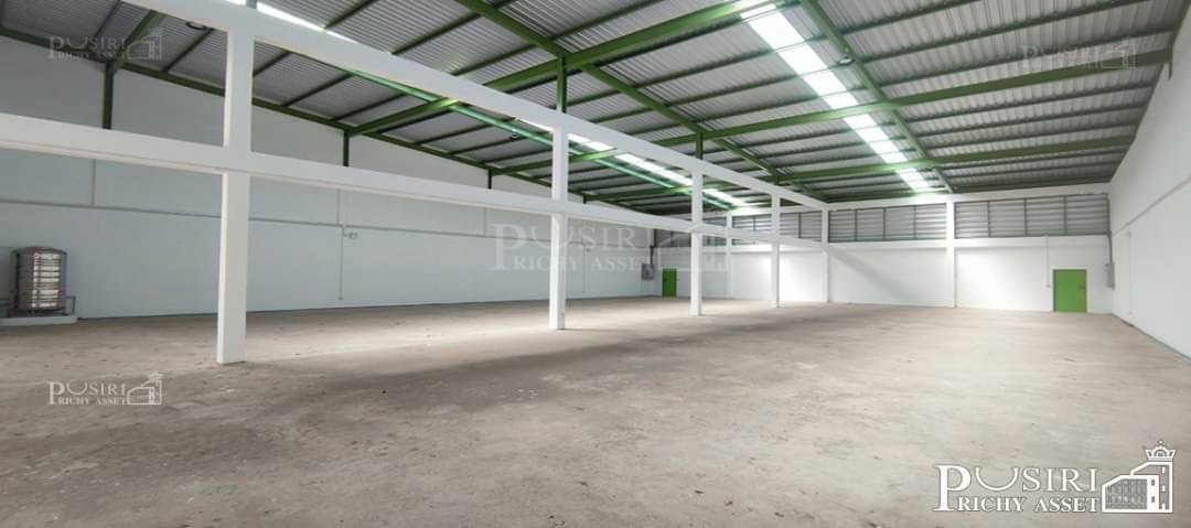 ให้เช่าโกดังใหม่ ติดถนนกาญจนา ราคาถูกพิเศษ ขนาดเริ่ม 411 - 822 ตร.ม. เดินทางสะดวก ขนส่งง่าย - kk5092s