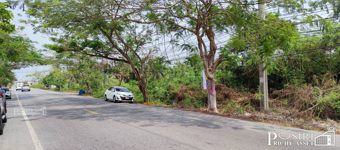 ที่สวยเด่น สร้างโรงงานได้ทุกประเภท หน้ากว้าง 202 เมตร ขนาด 28 ไร่ 162 วา ติดคลอง ถนนกว้างใช้รถเทเลอร์ได้สะดวก ใกล้นิคมสมุทรสาคร KK2602S