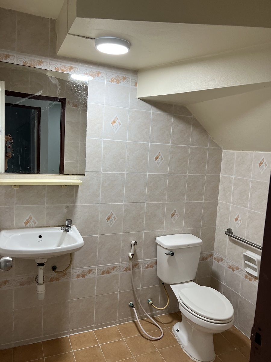 ขายทาวน์เฮาส์ นครทองเพรสซิเด้นท์ ตำหรุ-บางพลี ตกแต่งใหม่ๆ พร้อมอยู่