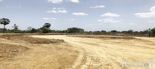 ที่สวย 2.5 ไร่ ย่านนครปฐม ถมพร้อมใช้ได้ทันที สร้างโกดัง โรงงานก็สวย ใกล้กับถนนเพชรเกษมเพียง 3.2 กม. เข้า ซ.วัดวังเย็น