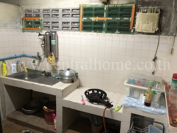  อาคารพาณิชย์ ทำเลดีใกล้ปากซอย จรัญสนิทวงศ์ 3