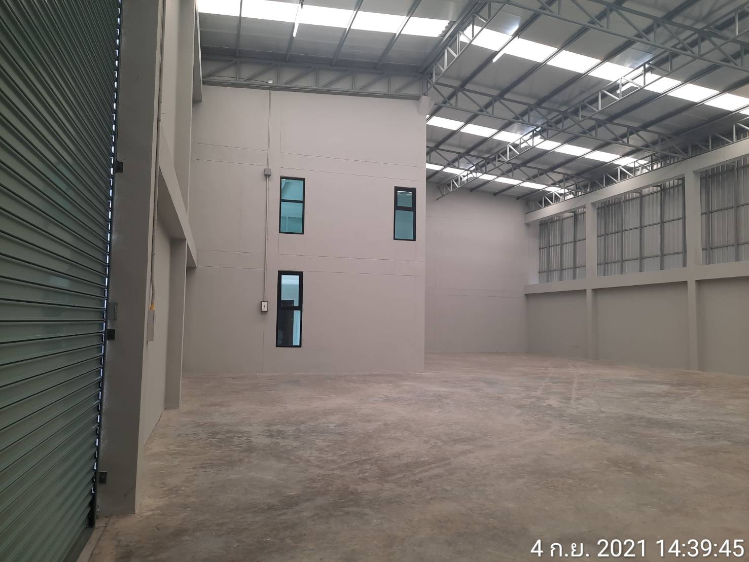 ให้เช่าโรงงาน + โฮมออฟฟิศ พร้อมโกดังเก็บสินค้า ขนาด 645.52 ตารางเมตร ราคาค่าเช่าเริ่มต้นที่ 120 บาท ต่อตารางเมตร 