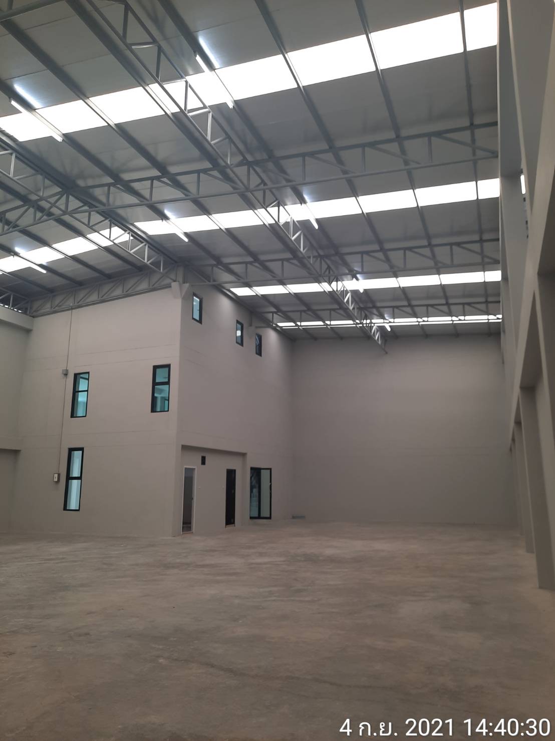 ให้เช่าโรงงาน + โฮมออฟฟิศ พร้อมโกดังเก็บสินค้า ขนาด 645.52 ตารางเมตร ราคาค่าเช่าเริ่มต้นที่ 120 บาท ต่อตารางเมตร 