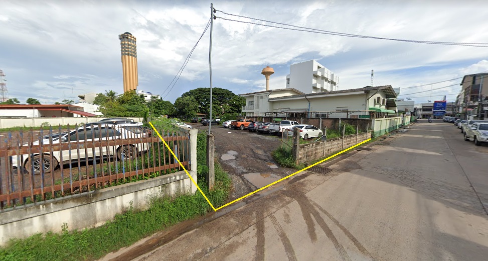 ขายที่ดินเปล่าพร้อมบ้าน 2 หลัง กลางเมืองร้อยเอ็ด ห่างจากบึงพลาญชัย 200 เมตร
